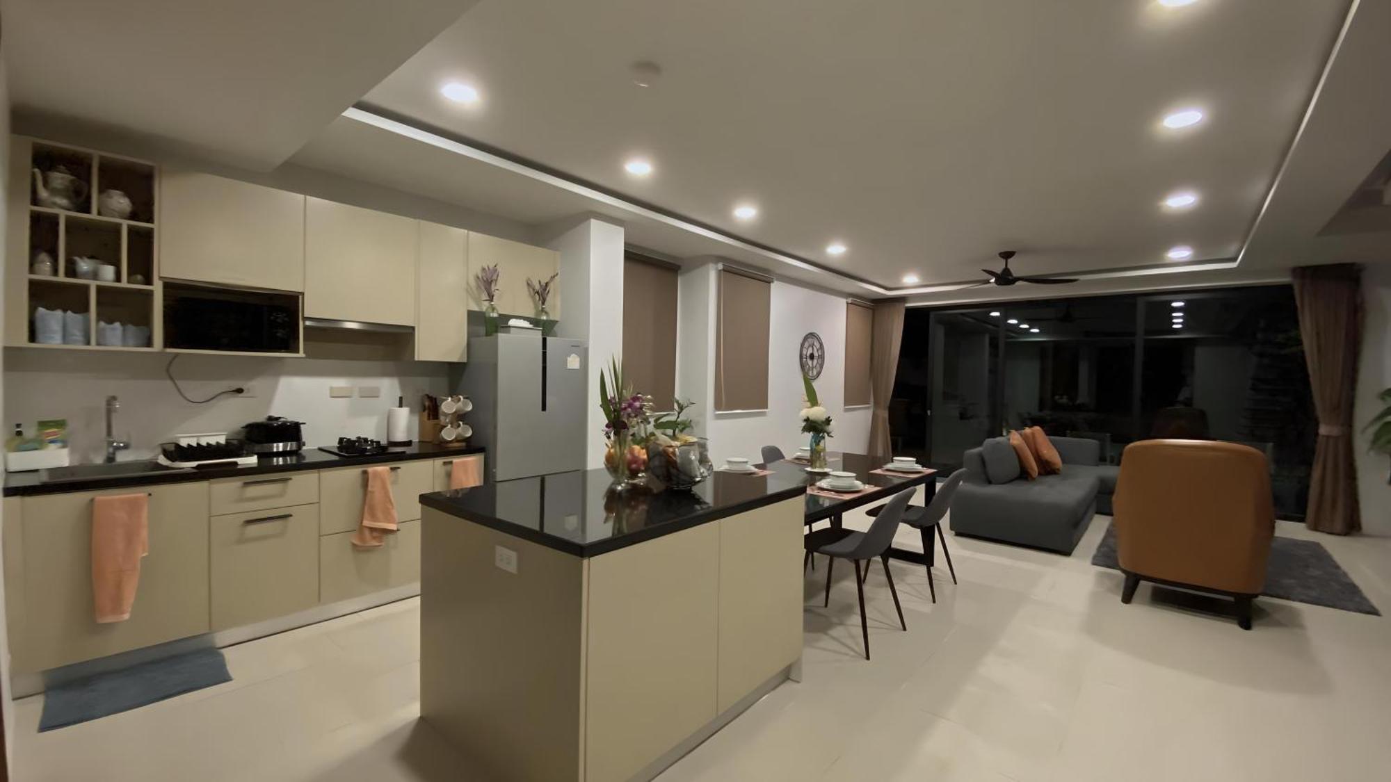 Twin Villas Seaview Kata Exterior foto